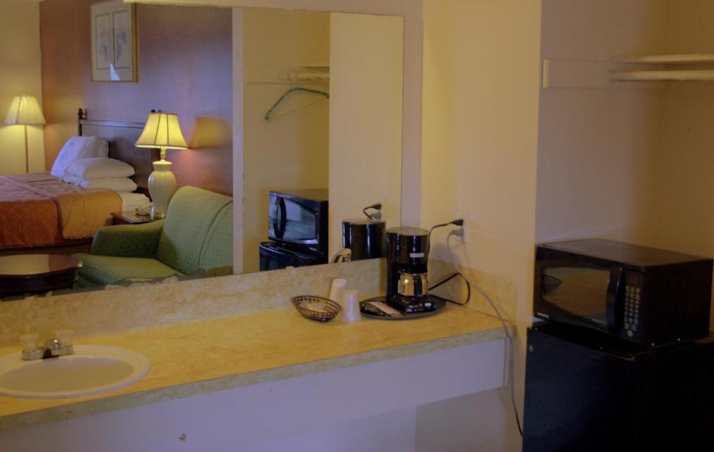 Somerville Inn And Suites Zimmer foto